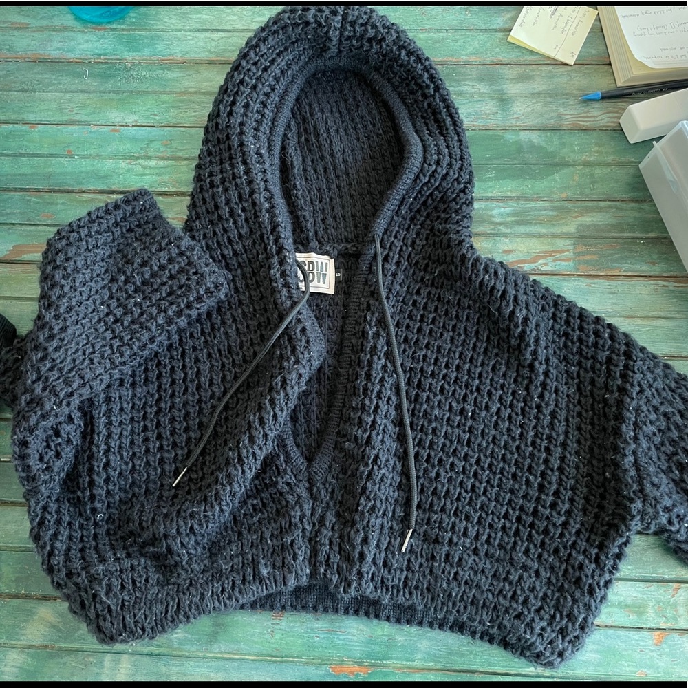 Crop top sweater size s